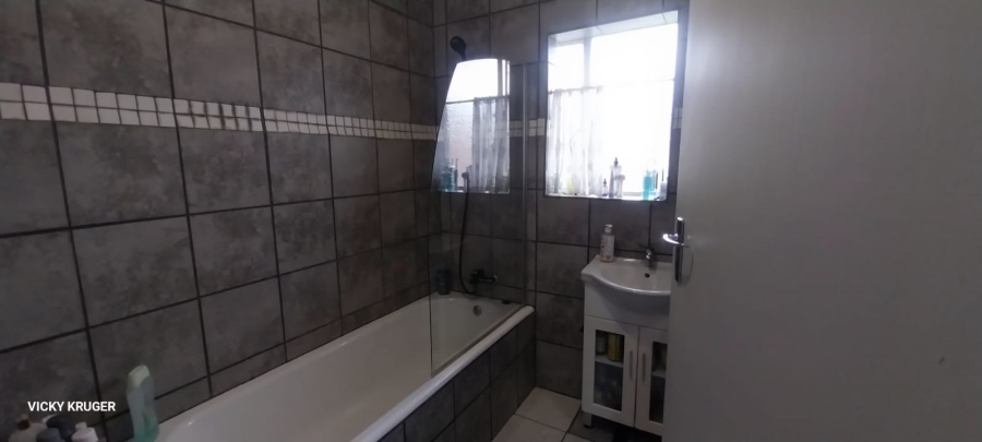 3 Bedroom Property for Sale in Cassandra Northern Cape